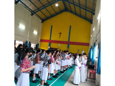 JALAN SALIB BERSAMA DI AULA